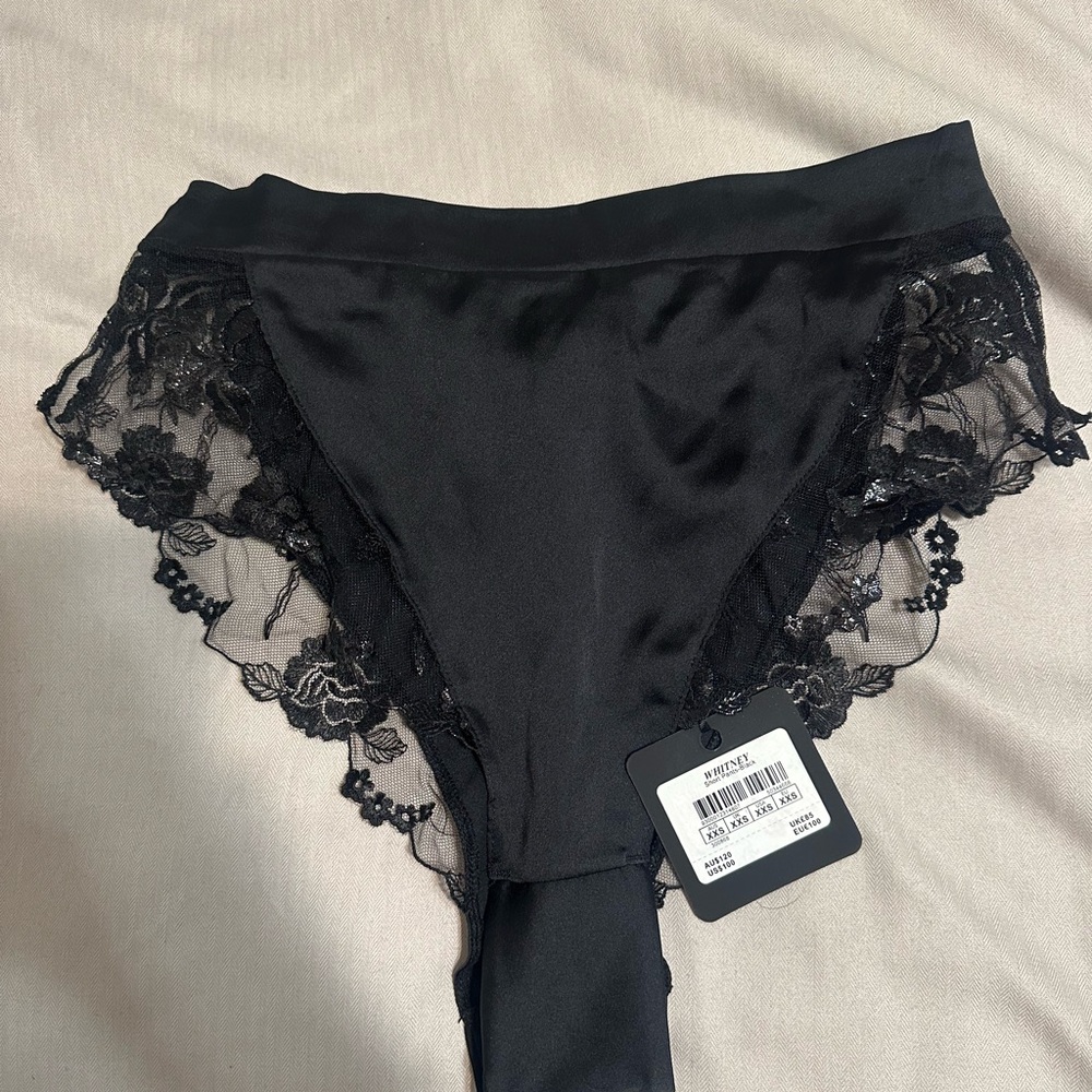 Elegant Black Lace Trim Panties